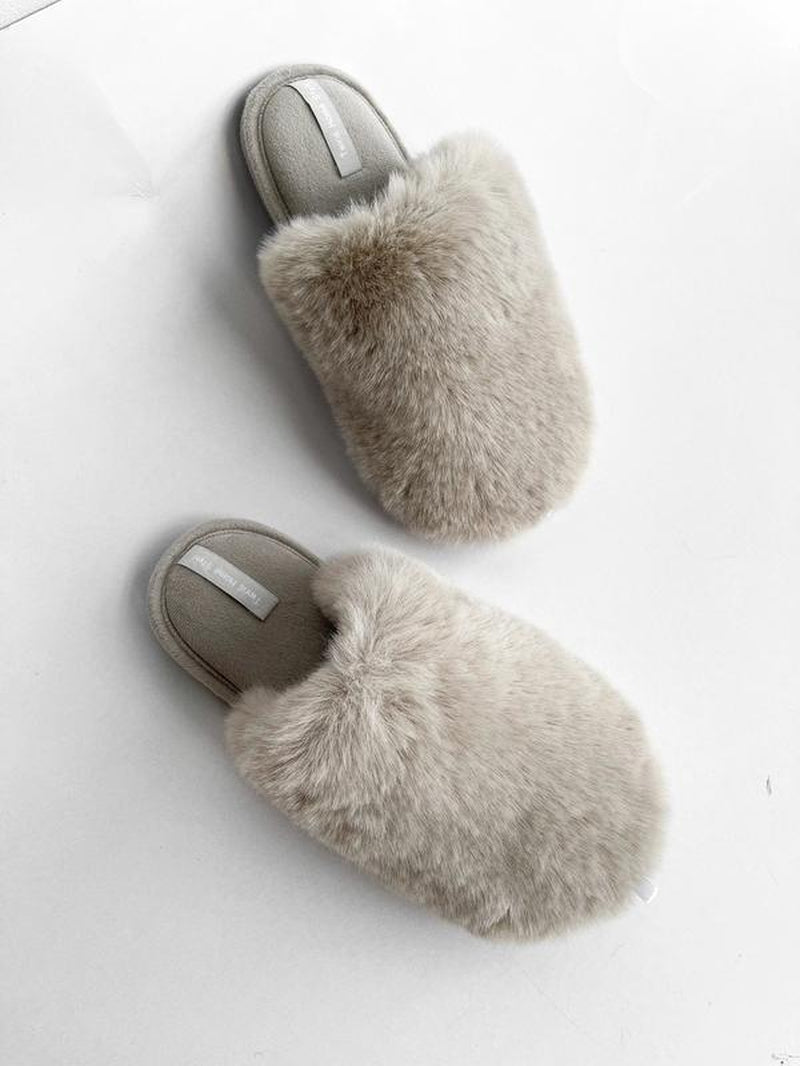 Qozy Up Faux Fur Slippers | Soft, Warm & Relaxing Comfort for Home